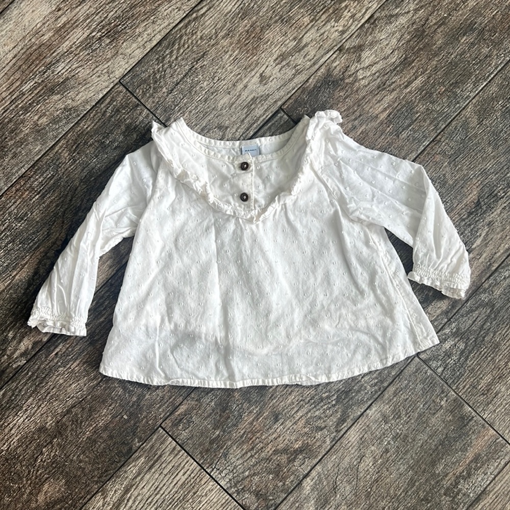 Old navy white top